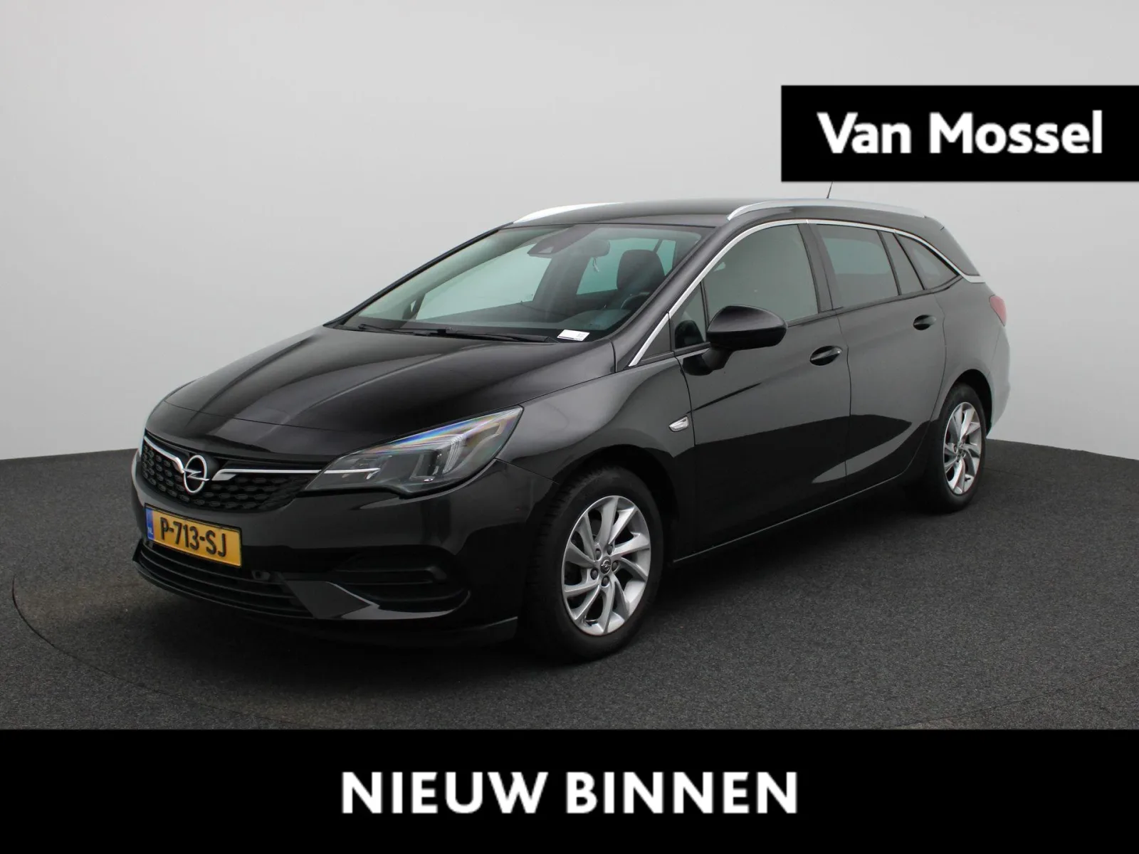 Opel Astra (2022) — foto 1