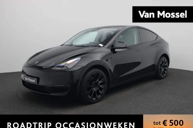 Tesla Model Y (2022)