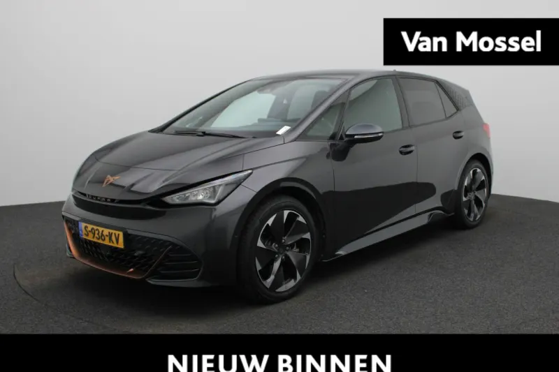 CUPRA Born (2023)
