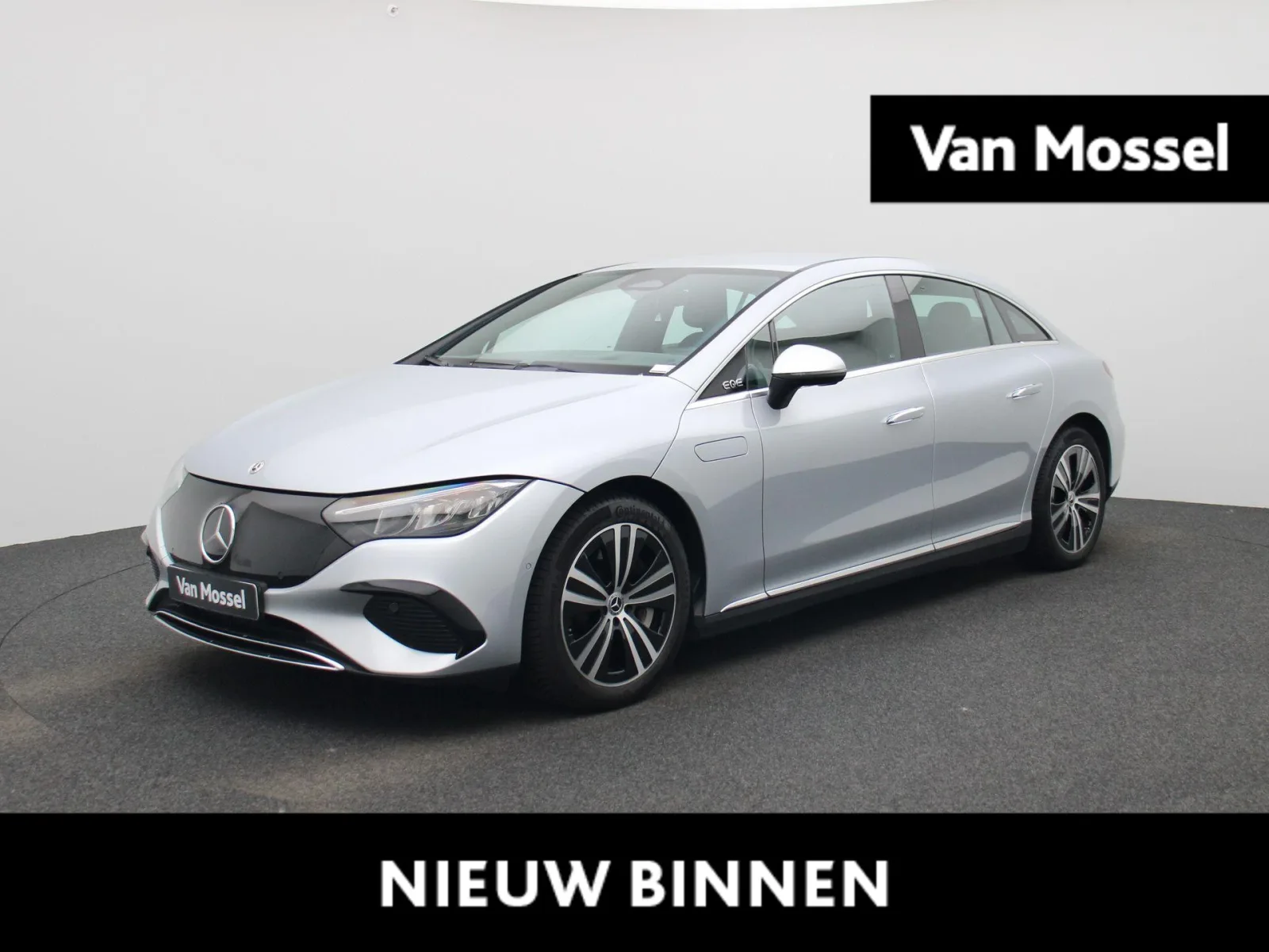 Mercedes-Benz EQE (2023) — foto 1
