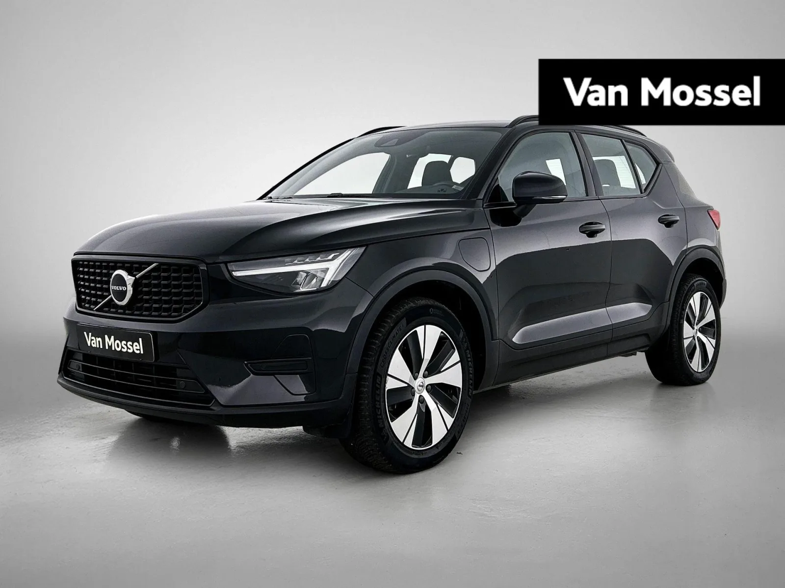 Volvo XC40 (2022) — foto 1