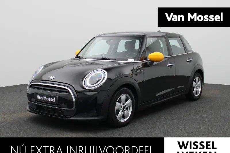 MINI One (2021)