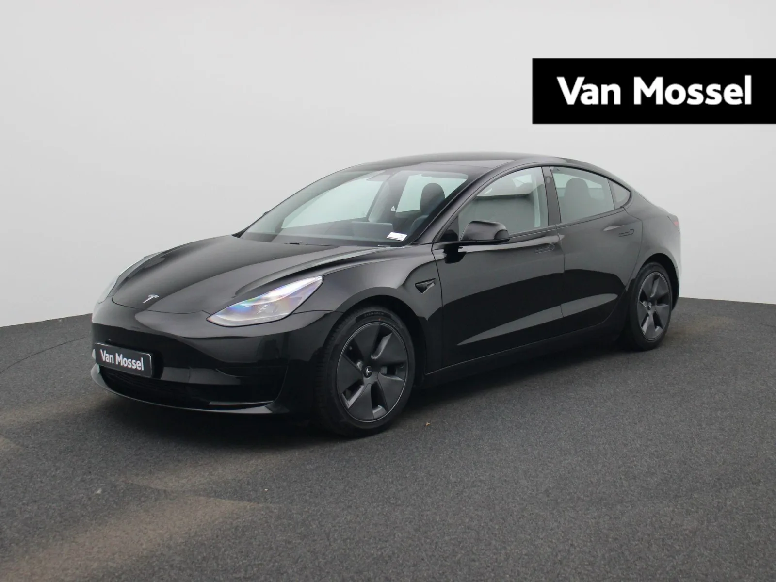 Tesla Model 3 (2021) — foto 1