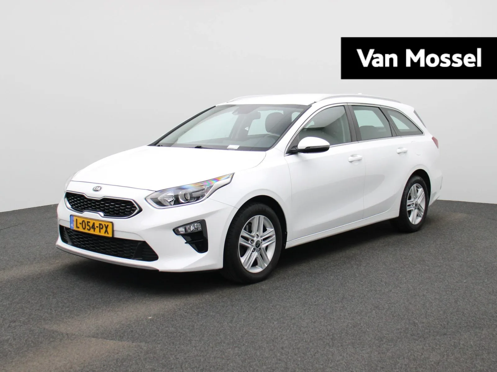 Kia Ceed Sportswagon (2021) — foto 1