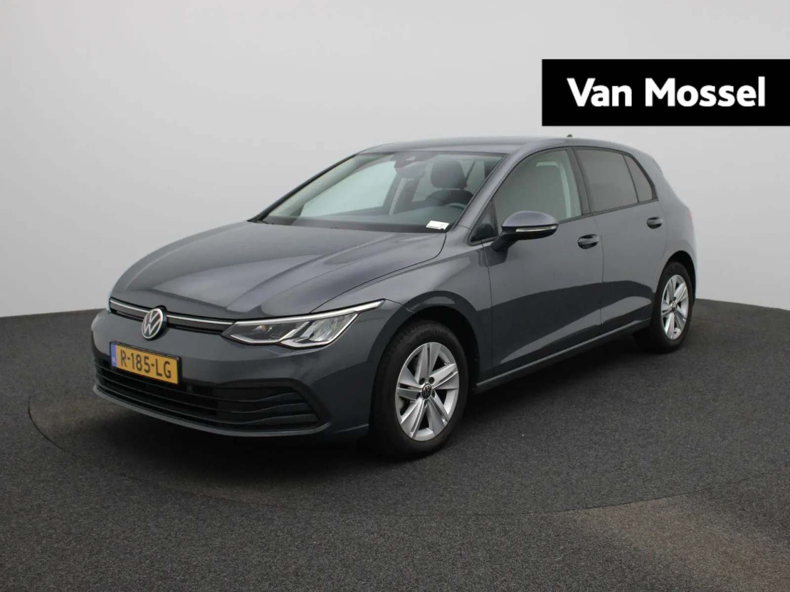 Volkswagen Golf (2022) — foto 1