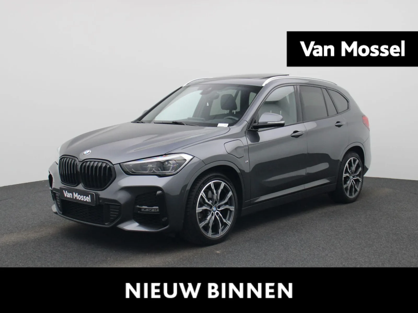 BMW X1 (2021) — foto 1
