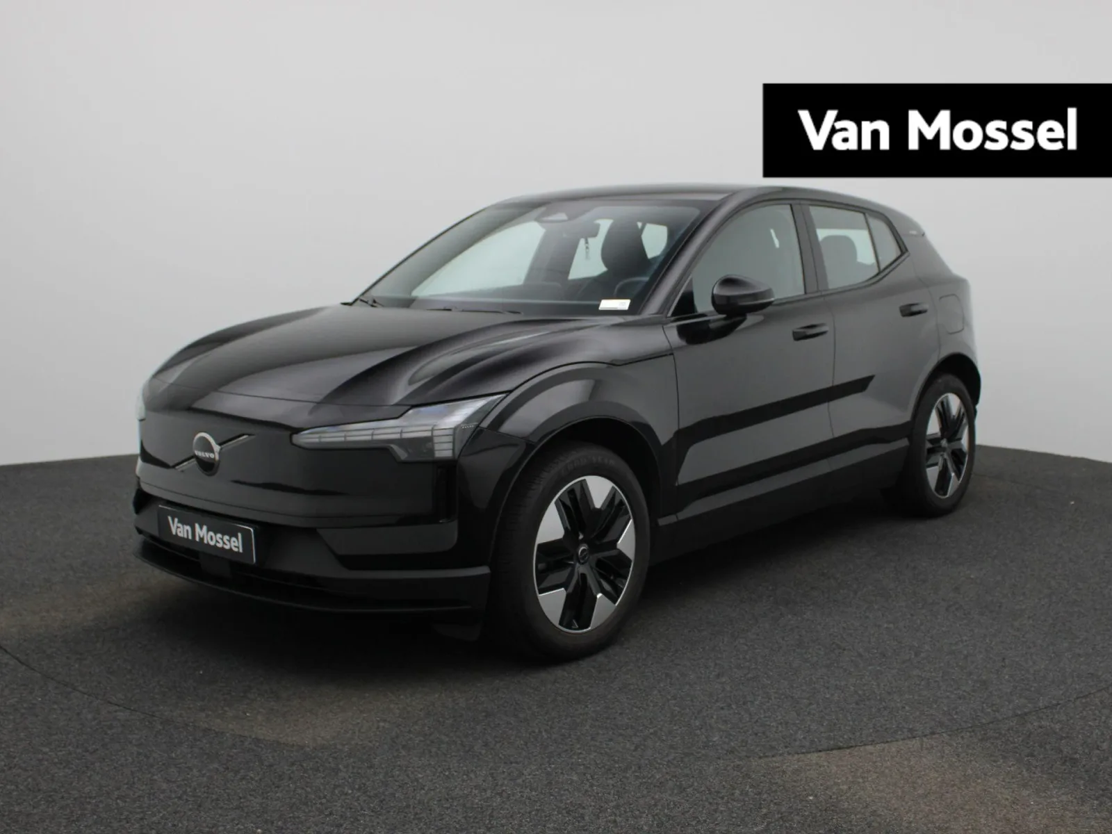Volvo EX30 (2024) — foto 1