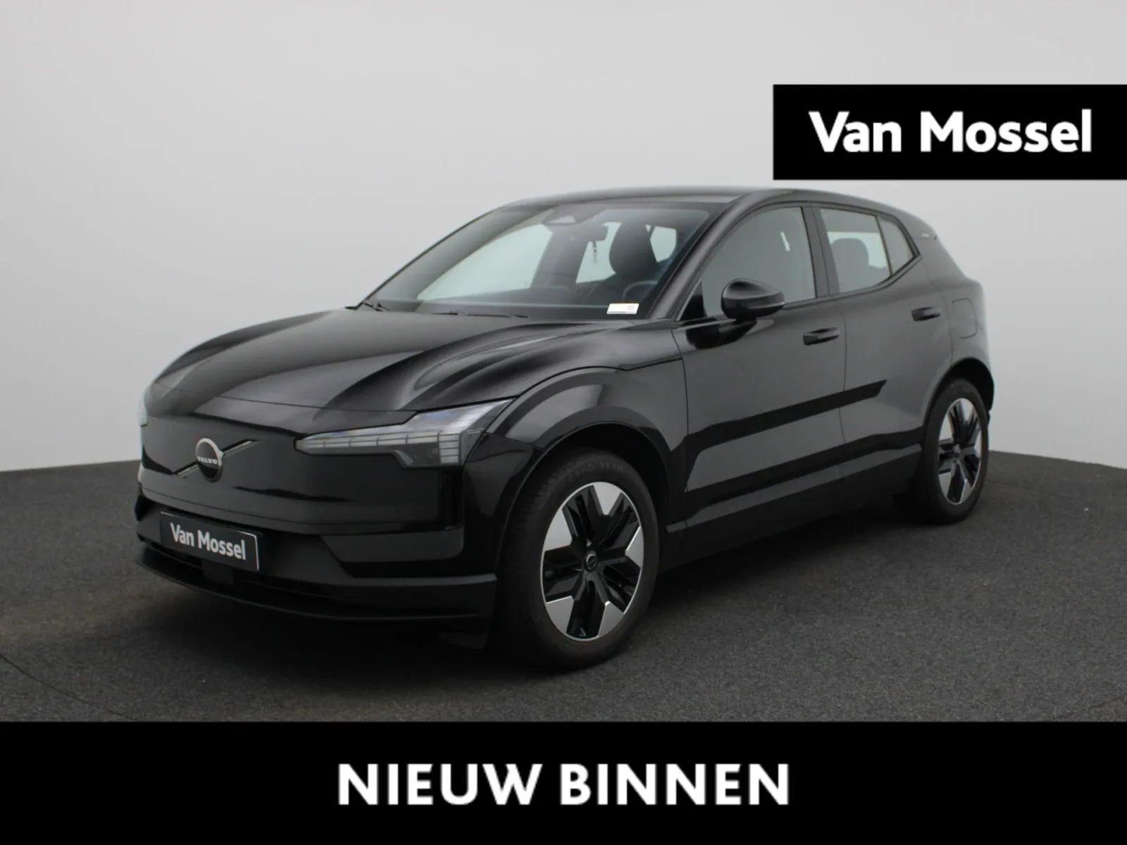 Volvo EX30 (2024) — foto 1