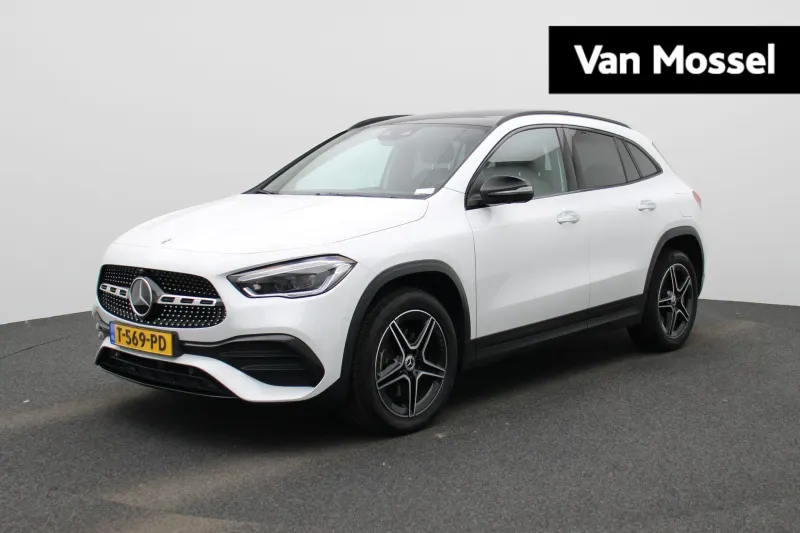Mercedes-Benz GLA (2023)