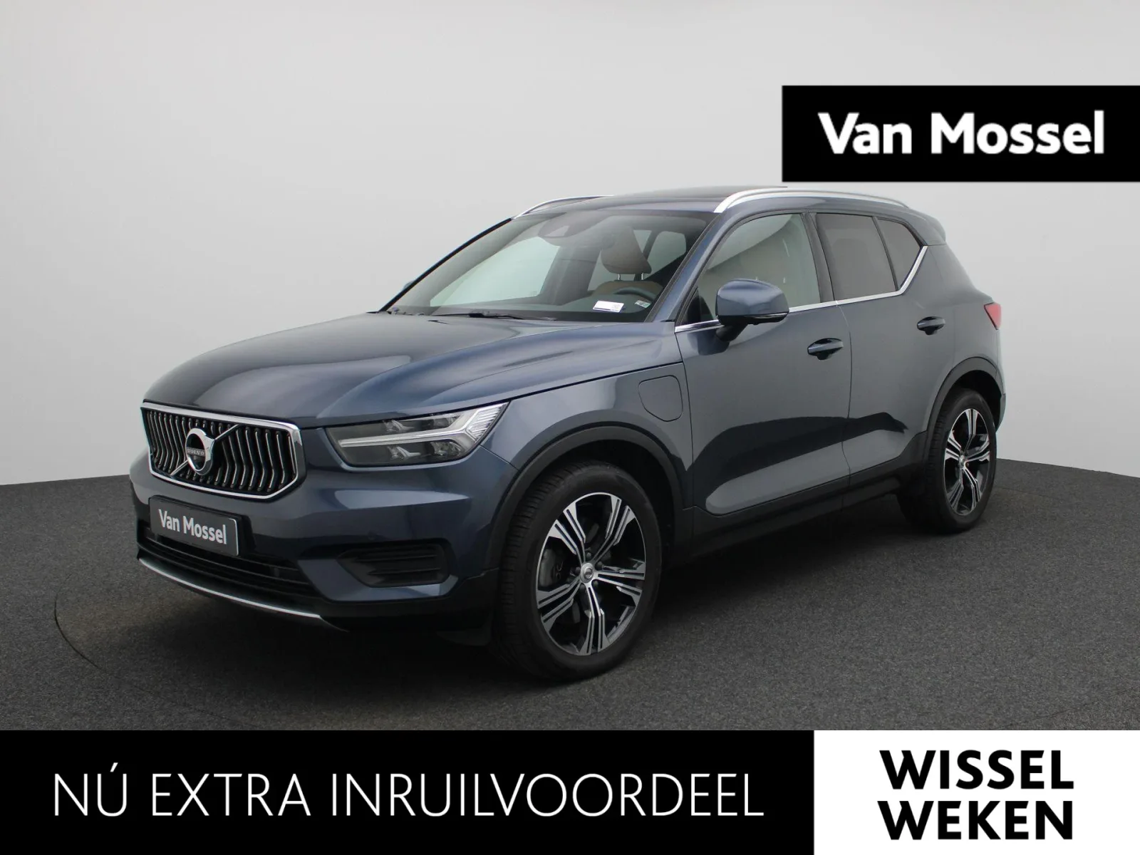 Volvo XC40 (2022) — foto 1