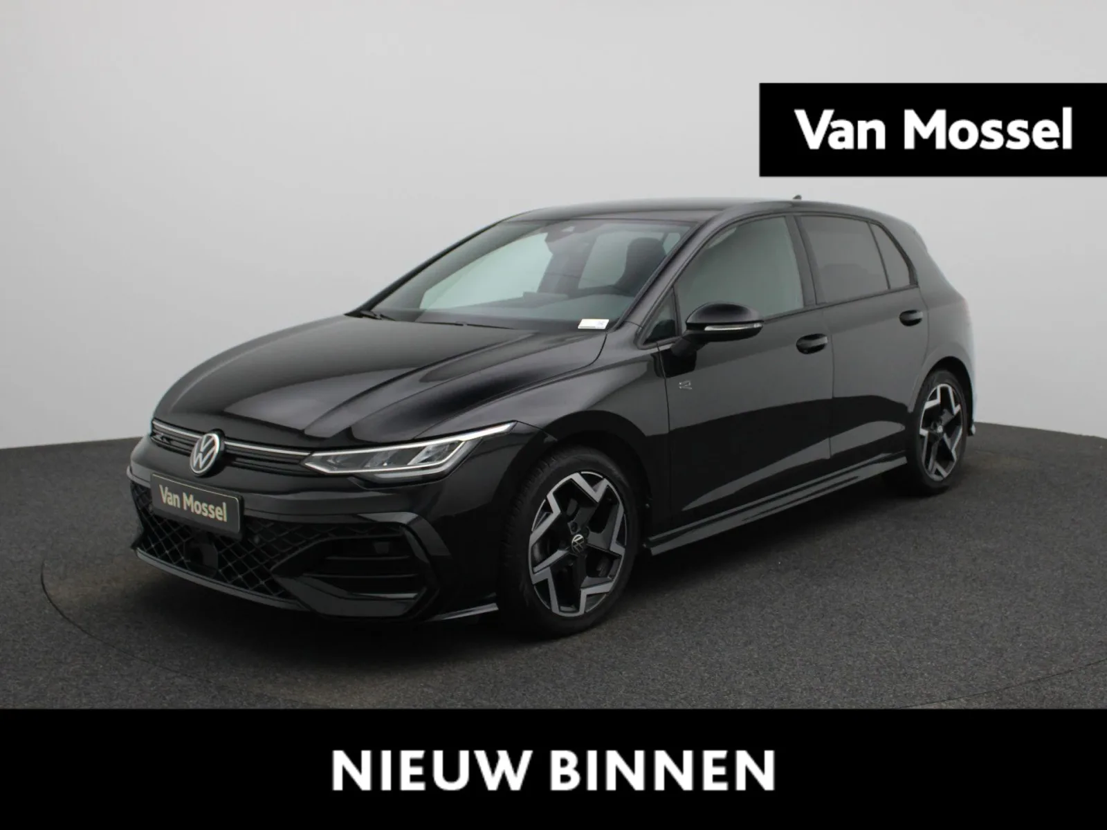 Volkswagen Golf (2025) — foto 1