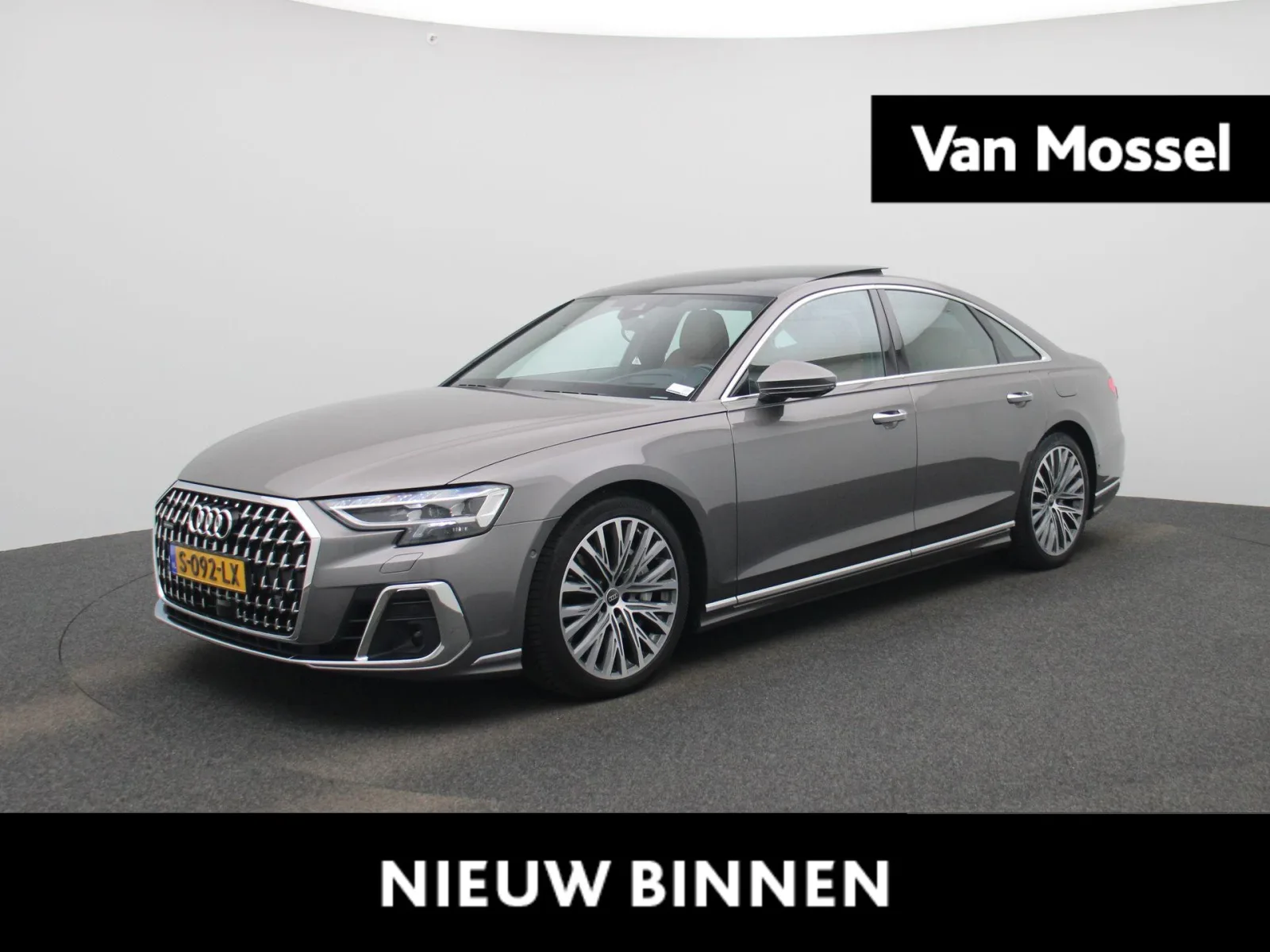 Audi A8 (2023) — foto 1