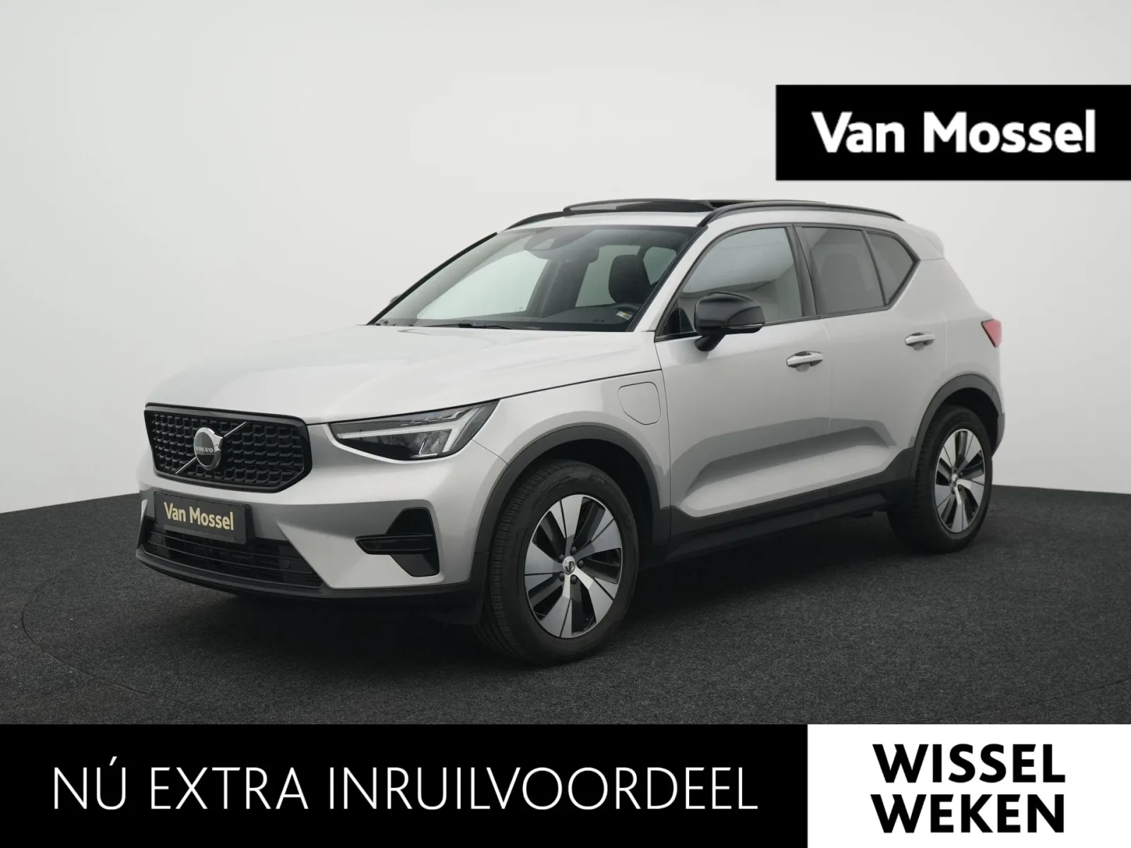 Volvo XC40 (2023) — foto 1