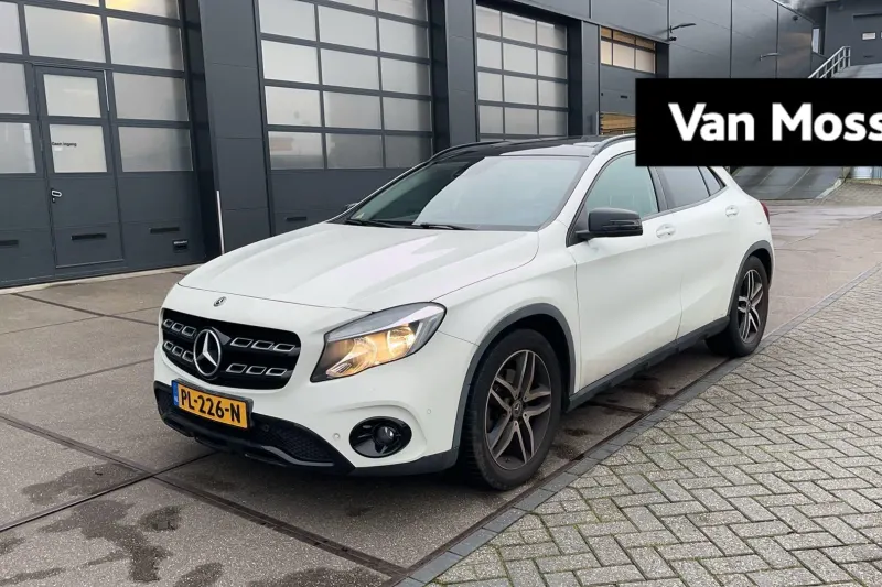 Mercedes-Benz GLA (2017)
