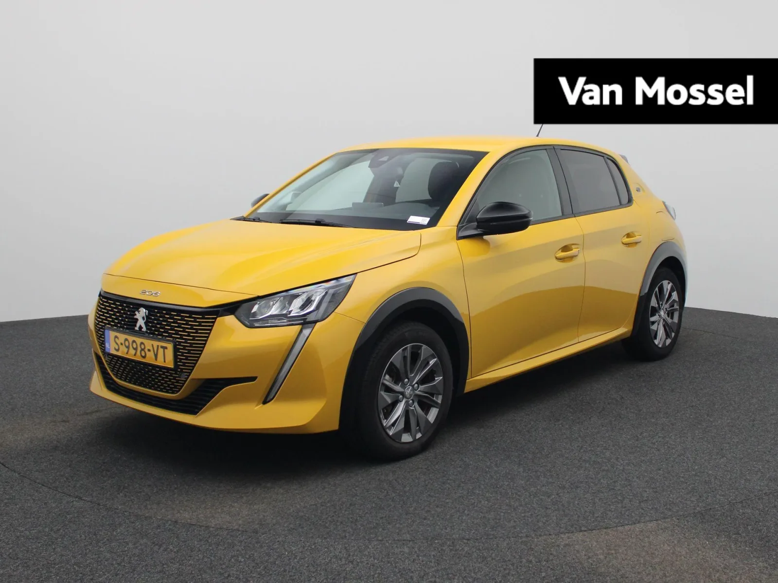 Peugeot e-208 (2023) — foto 1