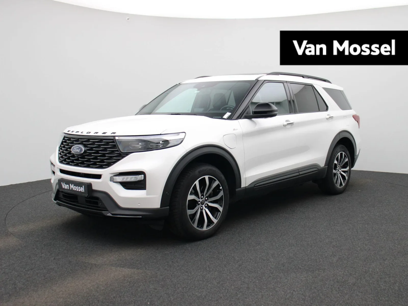 Ford Explorer (2023) — foto 1