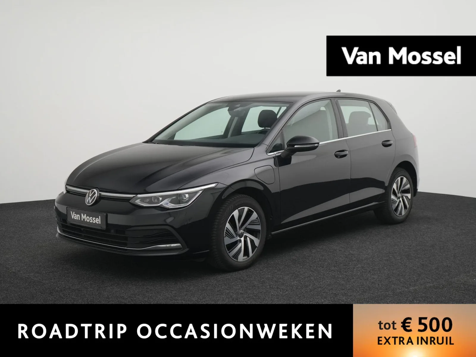 Volkswagen Golf (2023) — foto 1