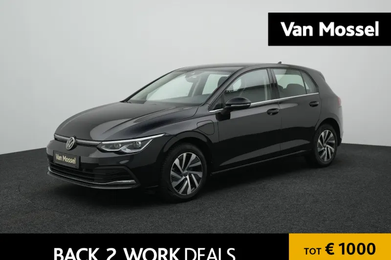 Volkswagen Golf (2023)
