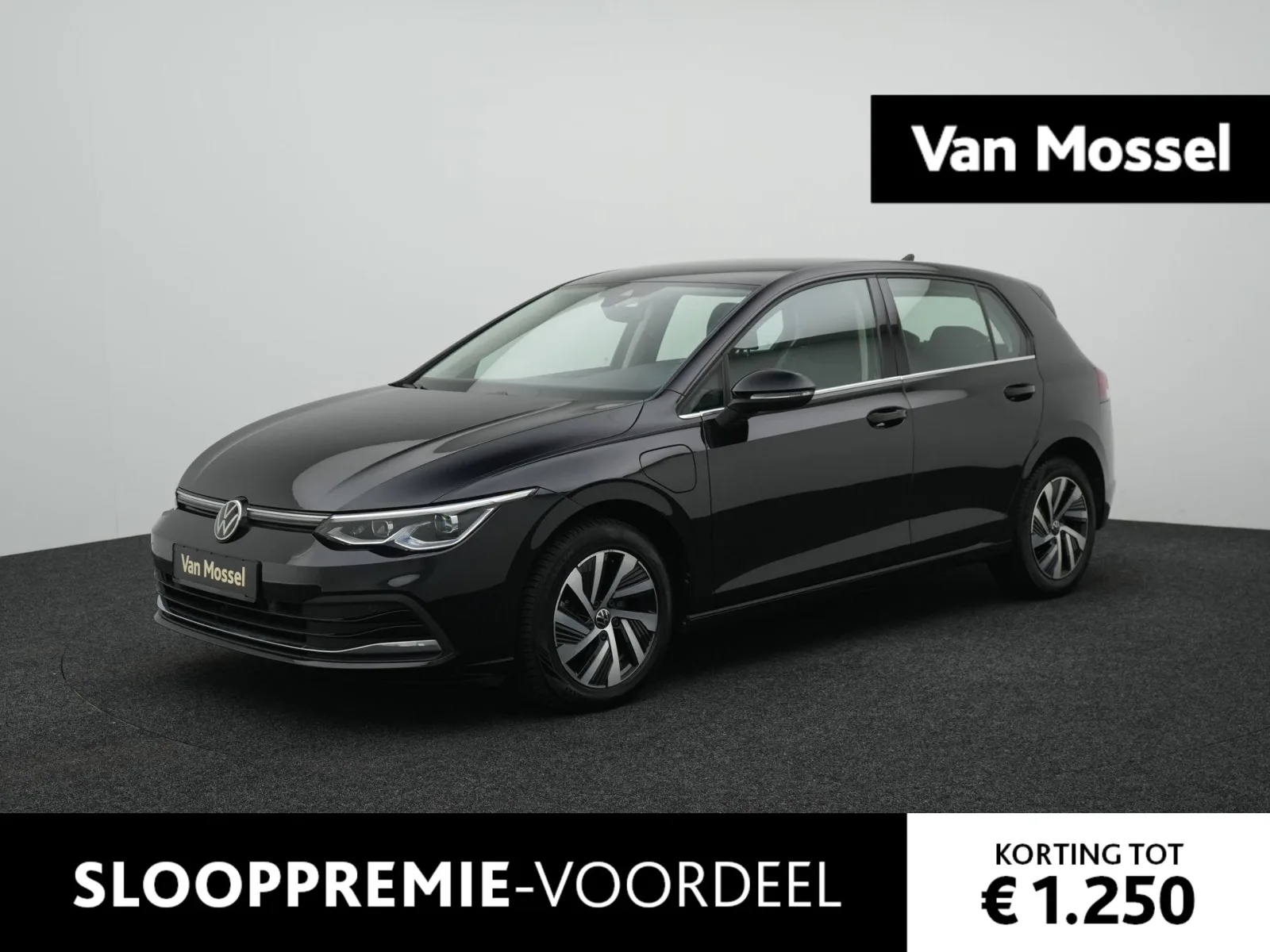 Volkswagen Golf (2023) — foto 1