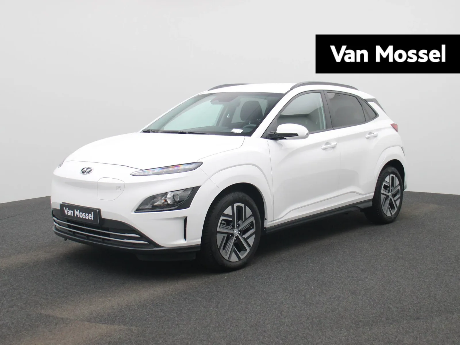 Hyundai Kona (2023) — foto 1