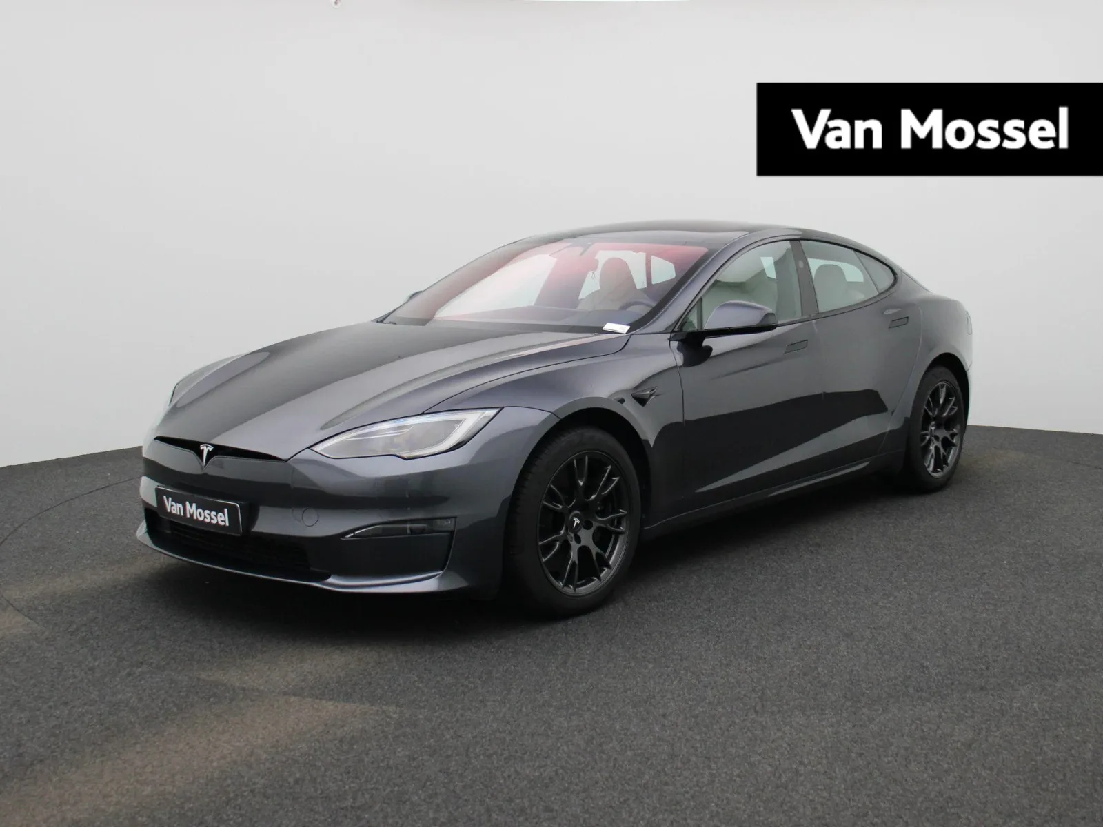 Tesla Model S (2025) — foto 1