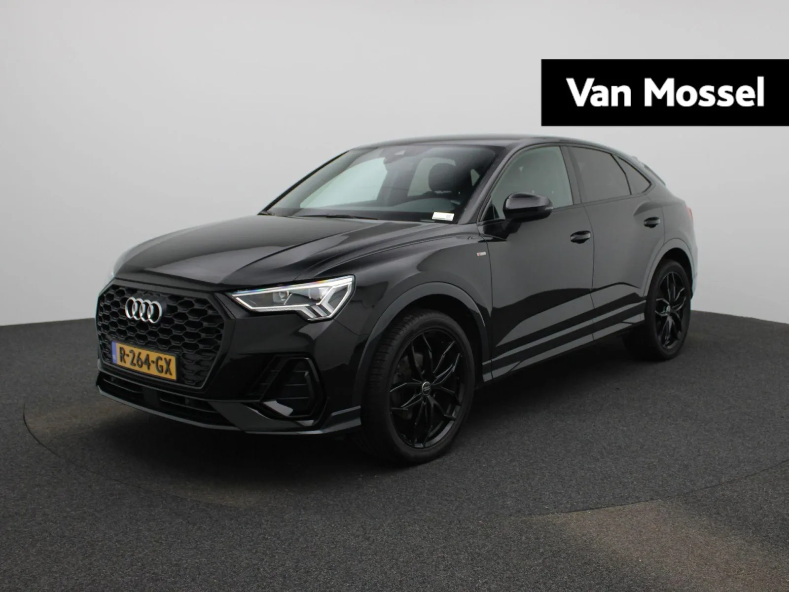 Audi Q3 (2021) — foto 1