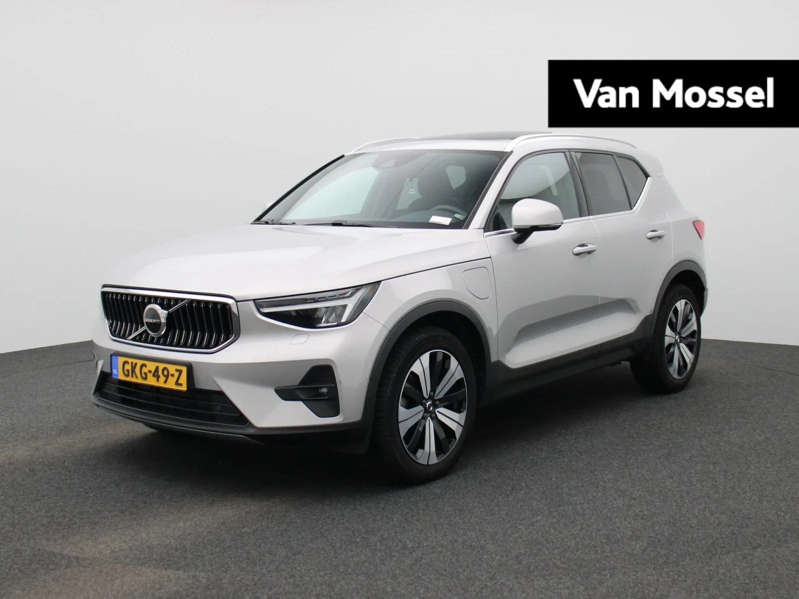 Volvo XC40 (2022) — foto 1