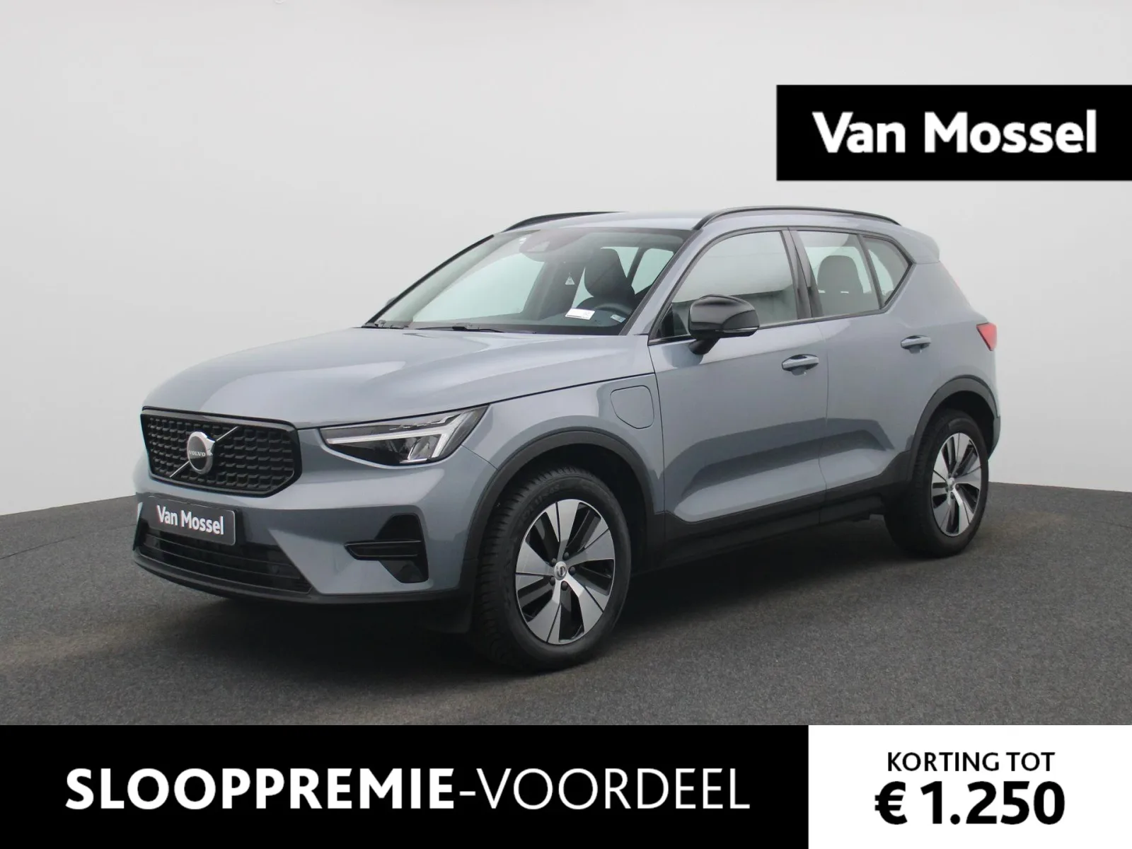 Volvo XC40 (2023) — foto 1