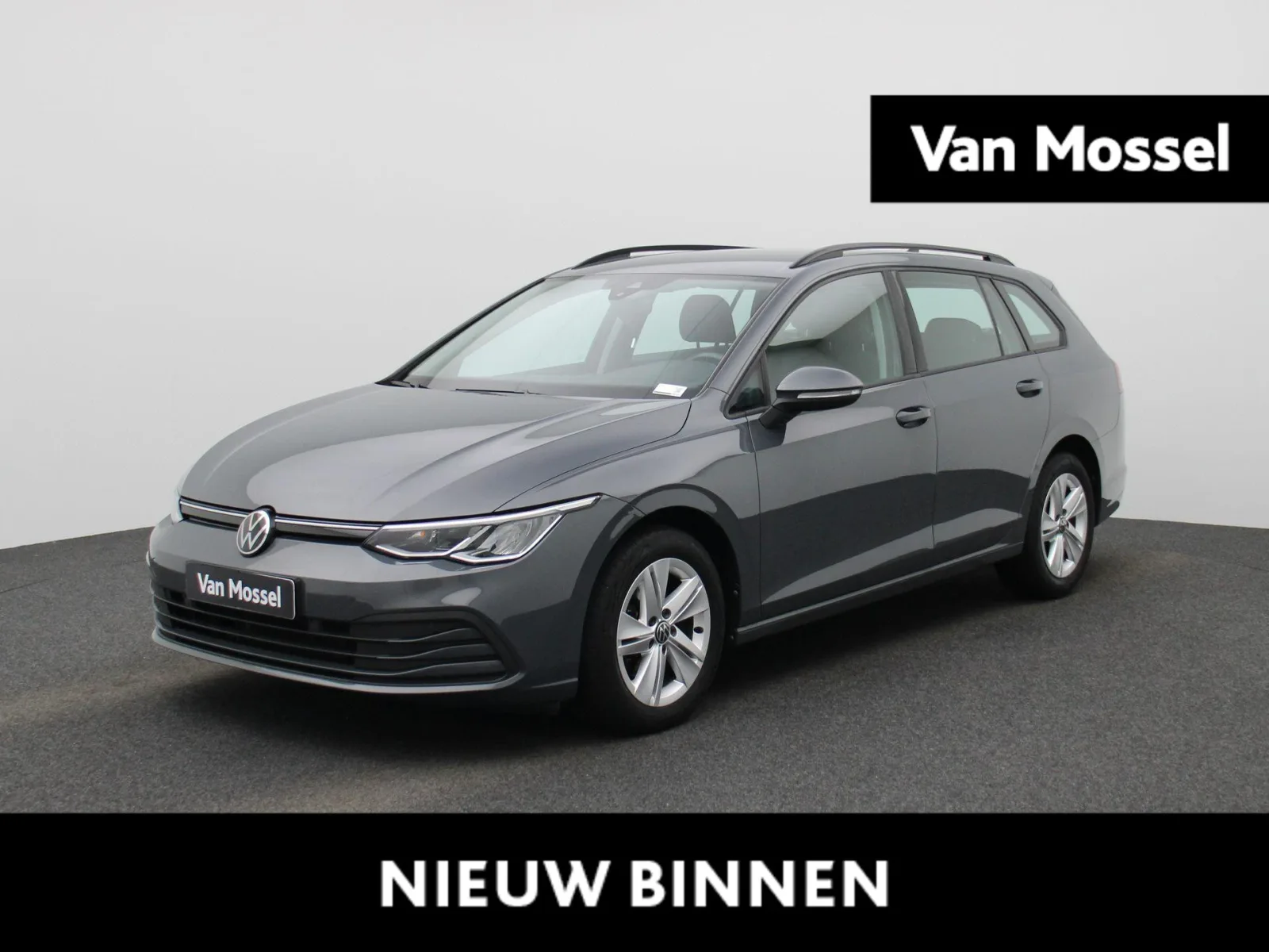 Volkswagen Golf (2022) — foto 1
