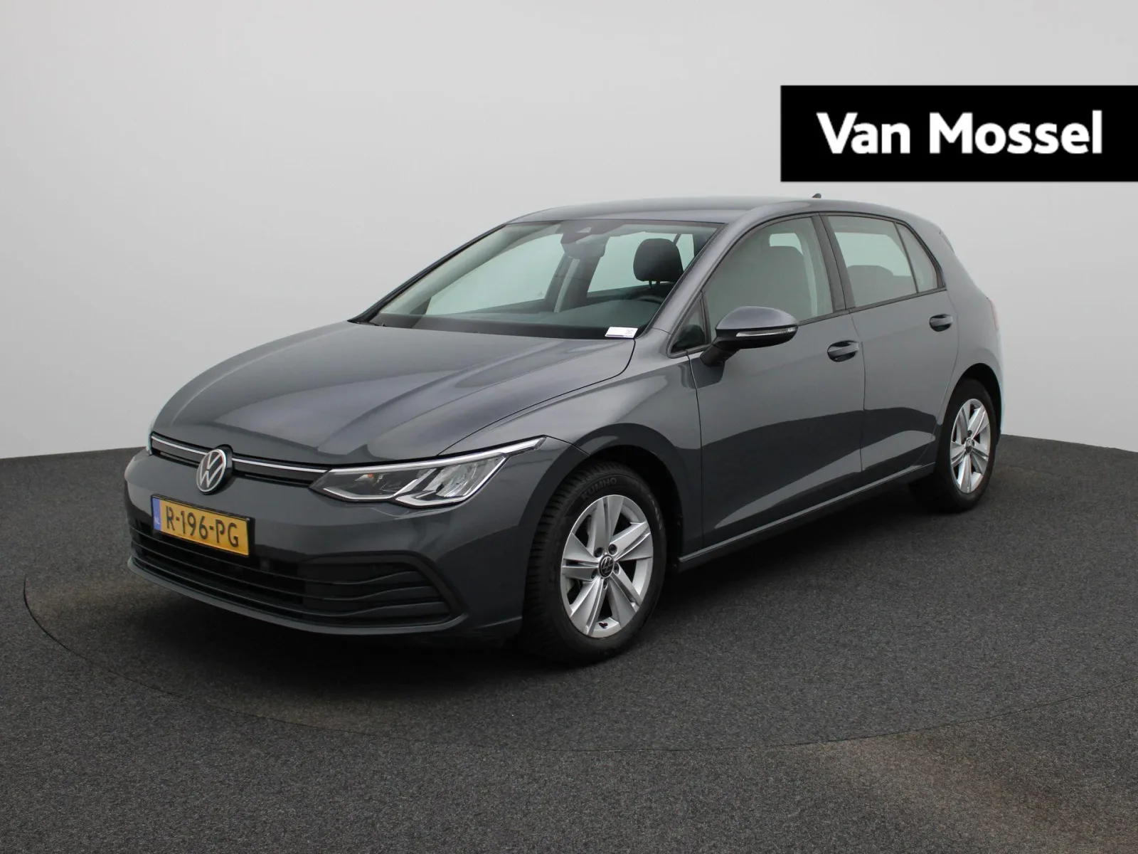 Volkswagen Golf (2022) — foto 1