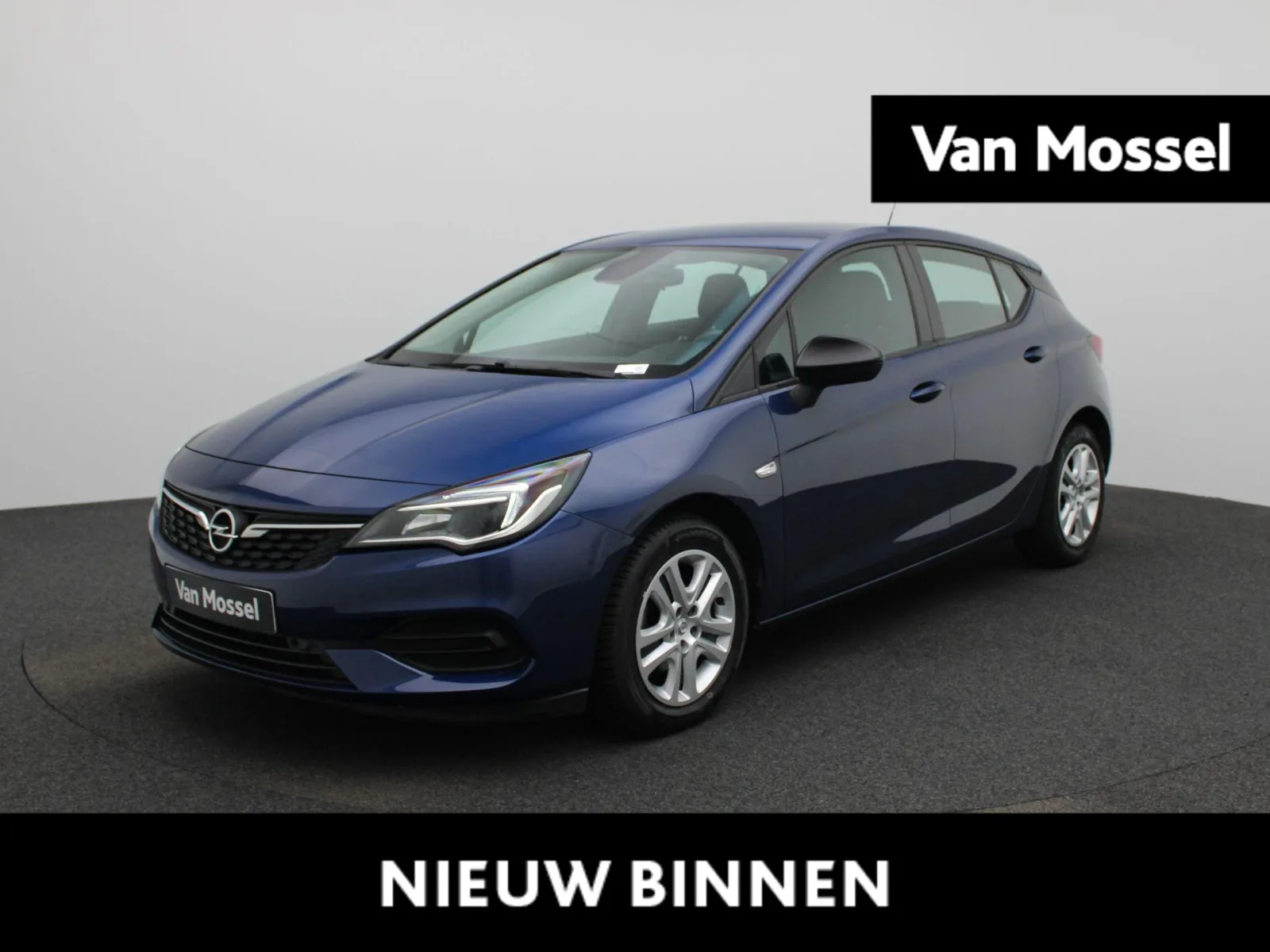 Opel Astra (2021) — foto 1