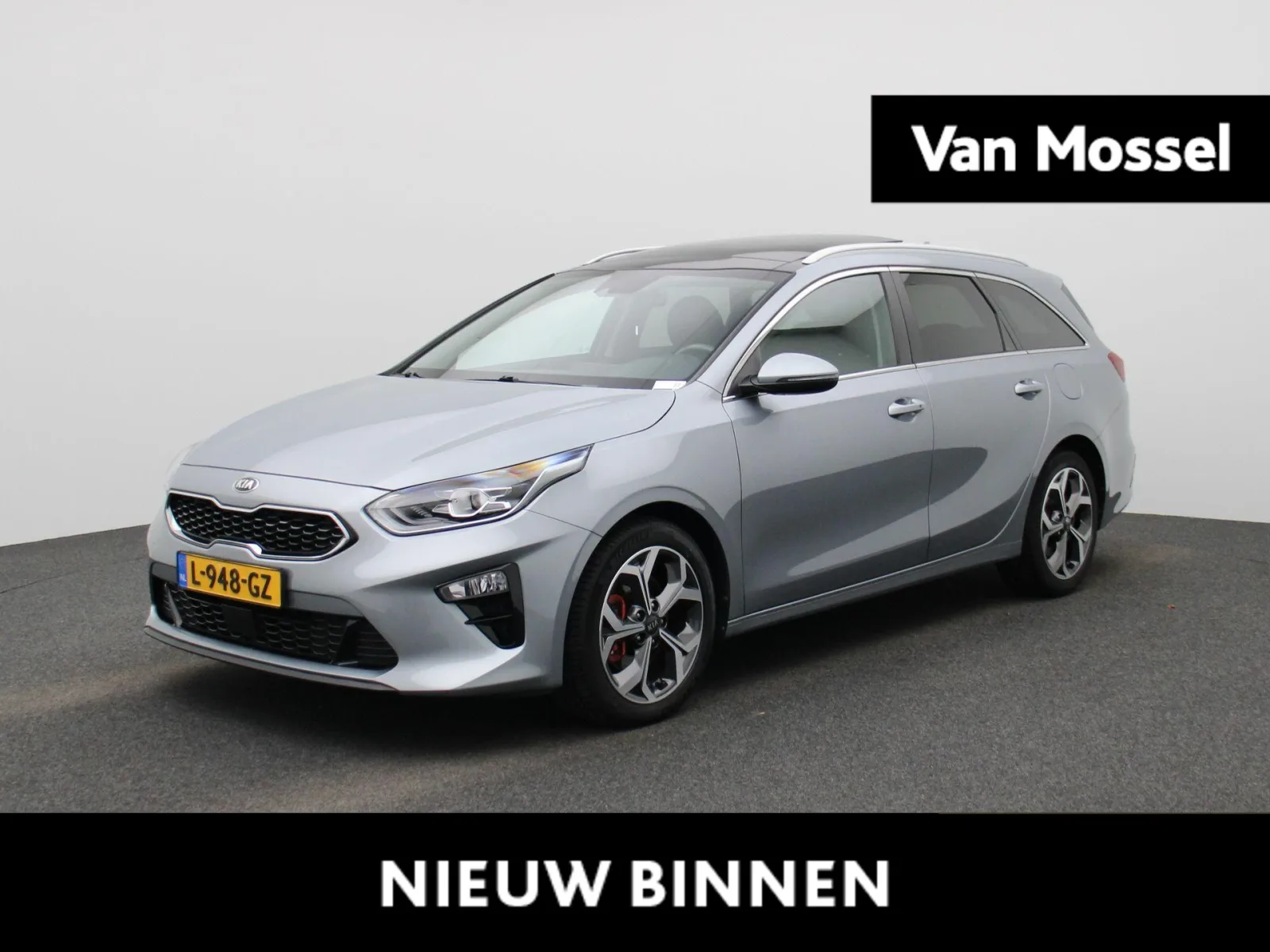 Kia Ceed Sportswagon (2021) — foto 1