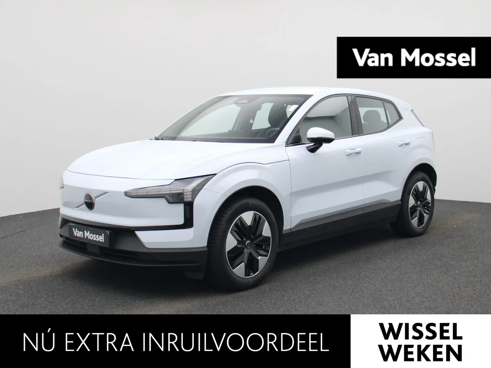 Volvo EX30 (2024) — foto 1