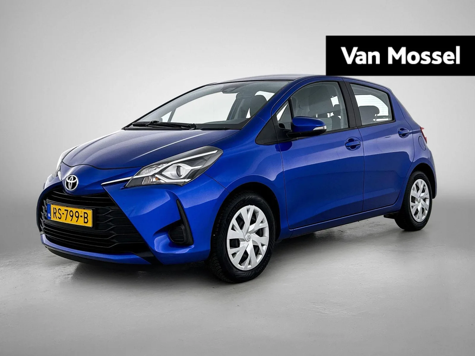 Toyota Yaris (2018) — foto 1