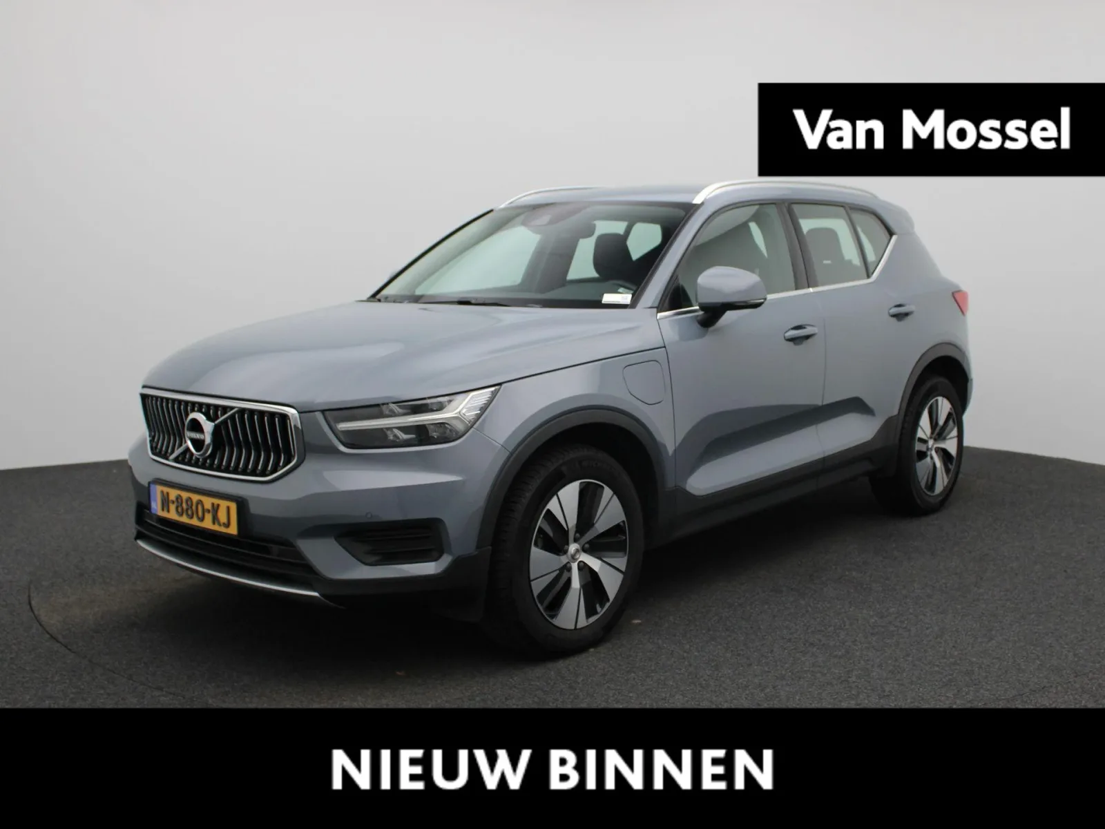 Volvo XC40 (2021) — foto 1