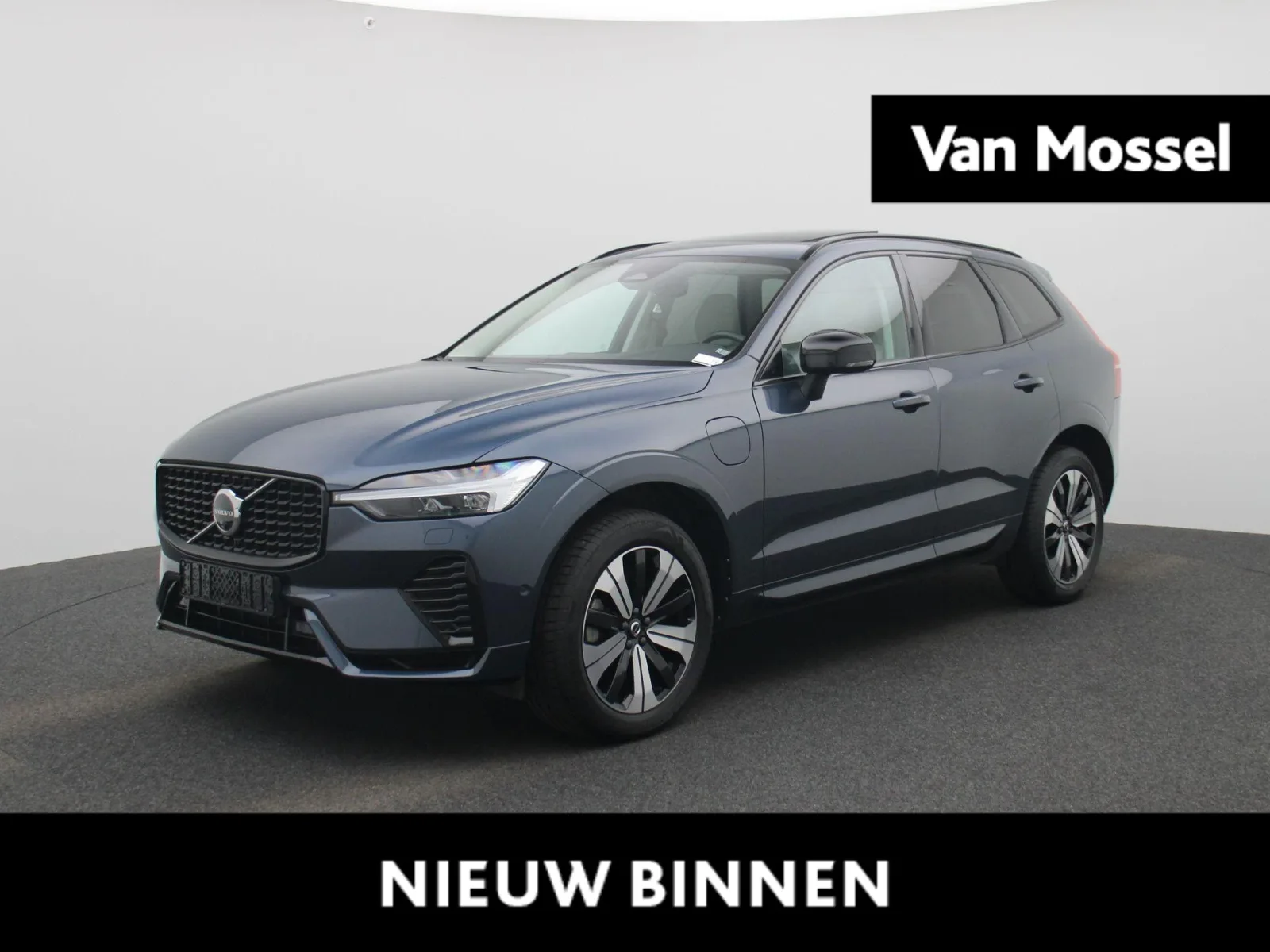 Volvo XC60 (2023) — foto 1