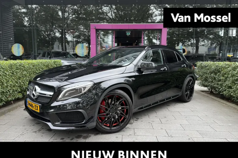 Mercedes-Benz GLA (2015)