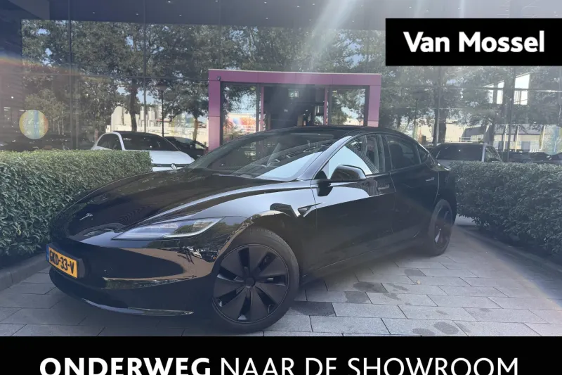 Tesla Model 3 (2024)