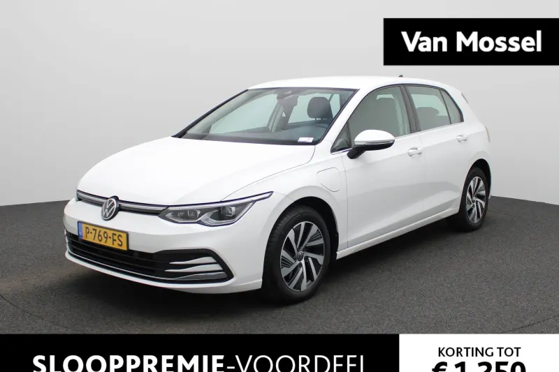 Volkswagen Golf (2022)