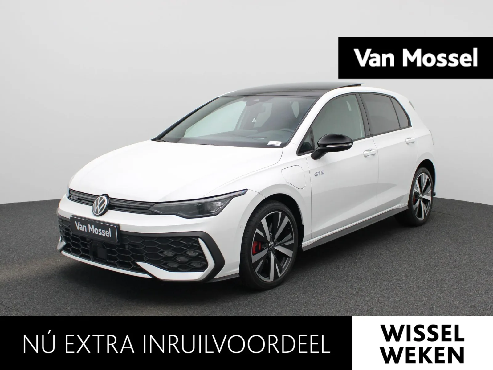 Volkswagen Golf (2024) — foto 1