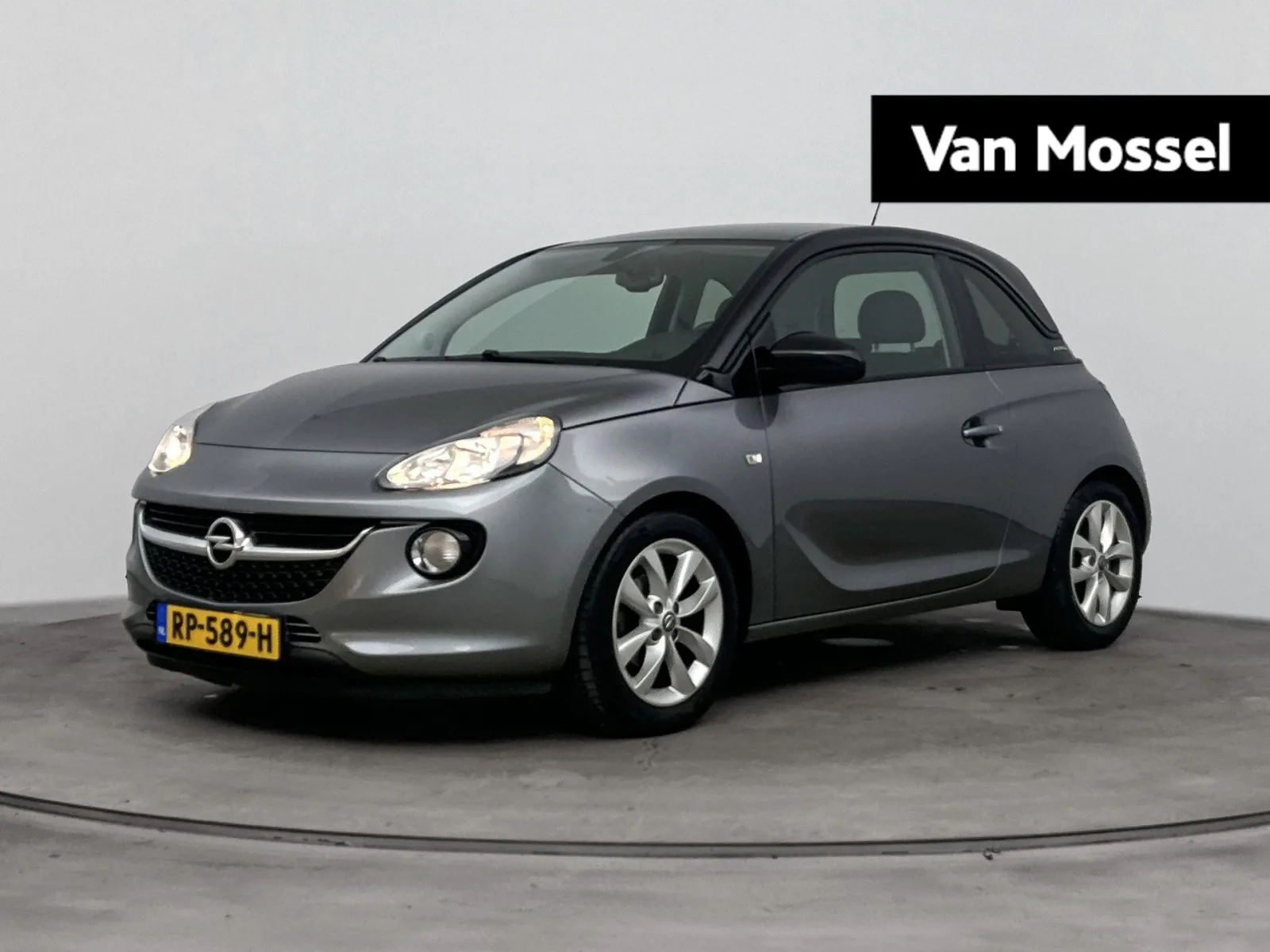 Opel Adam (2018) — foto 1