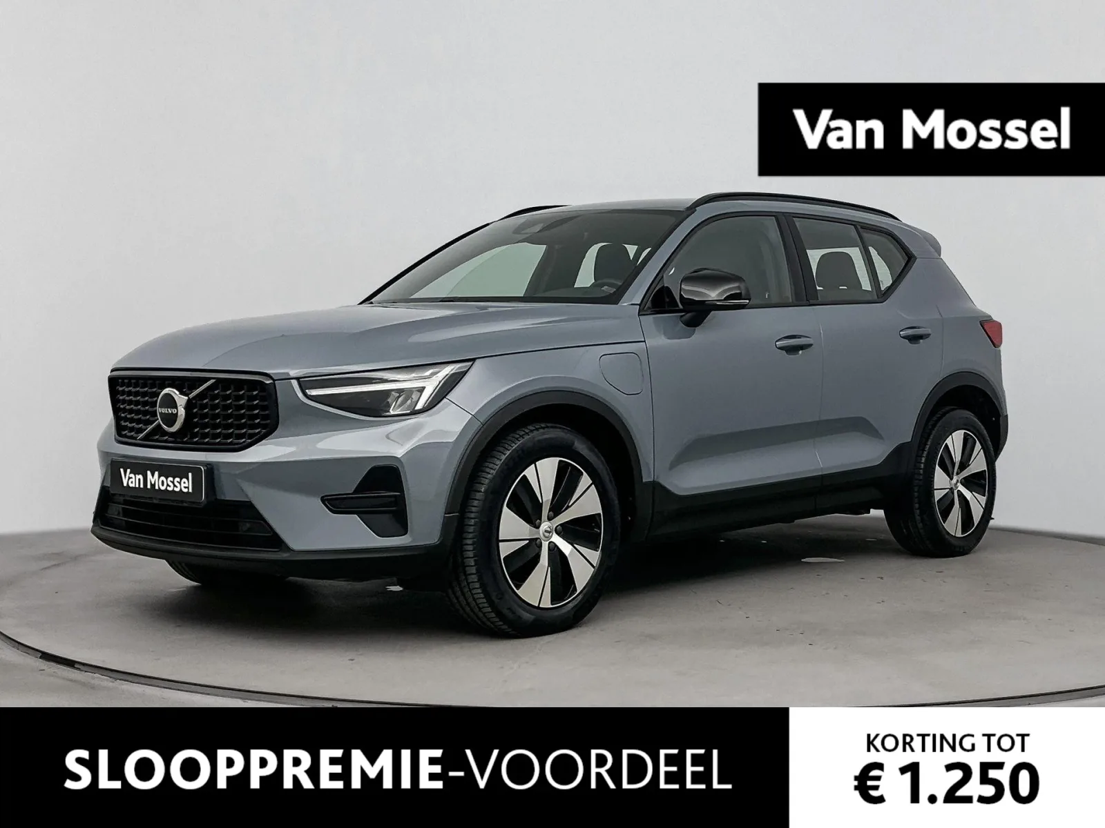 Volvo XC40 (2023) — foto 1