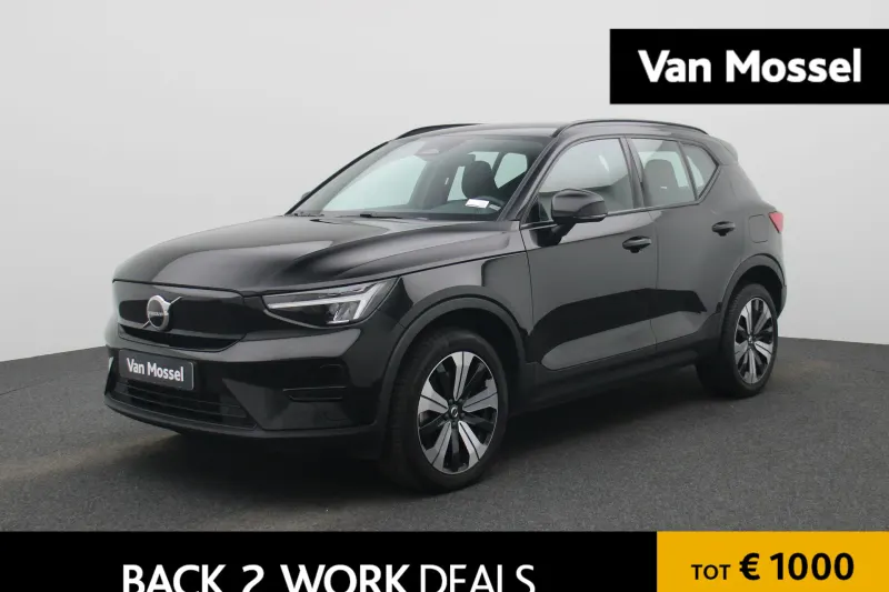 Volvo XC40 (2023)