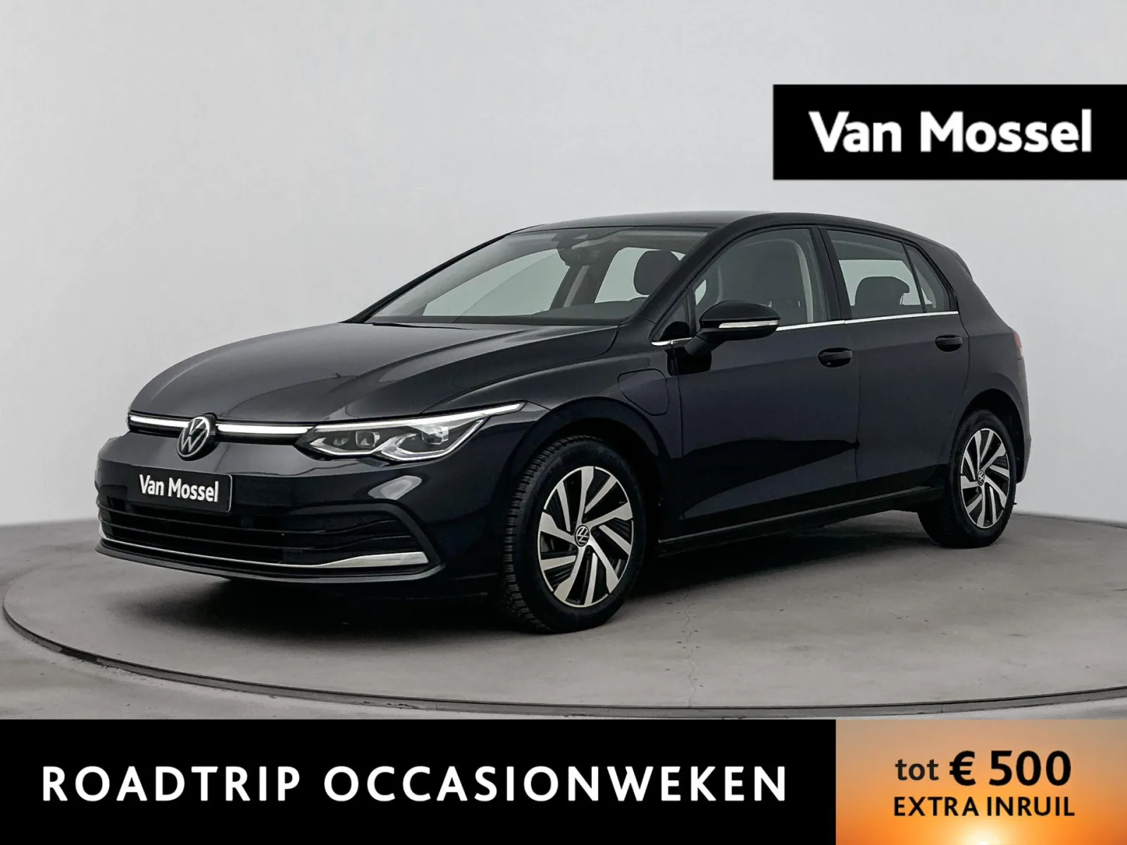 Volkswagen Golf (2023) — foto 1