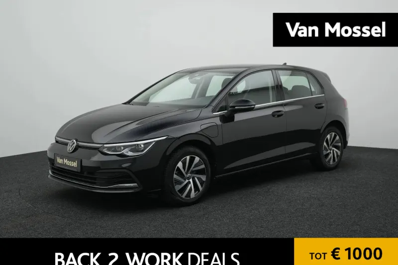 Volkswagen Golf (2023)