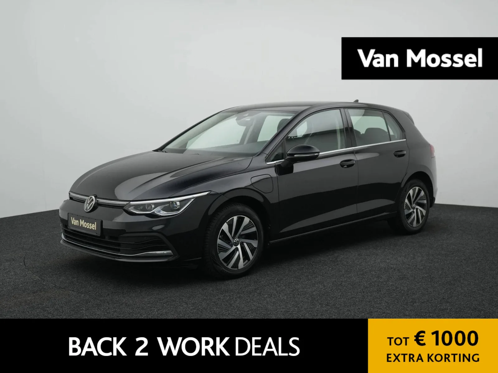 Volkswagen Golf (2023) — foto 1