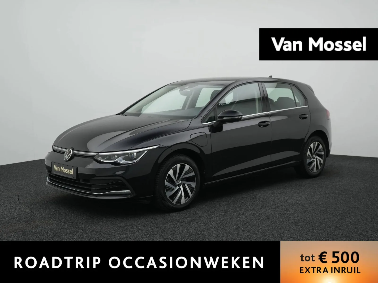 Volkswagen Golf (2023) — foto 1