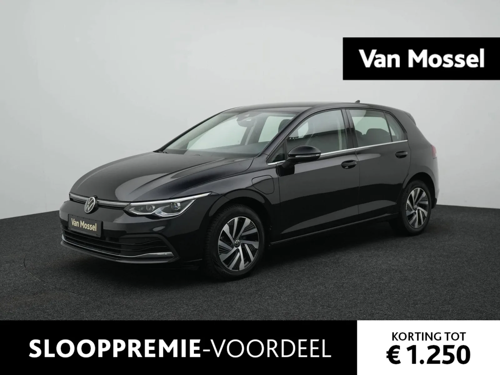 Volkswagen Golf (2023) — foto 1