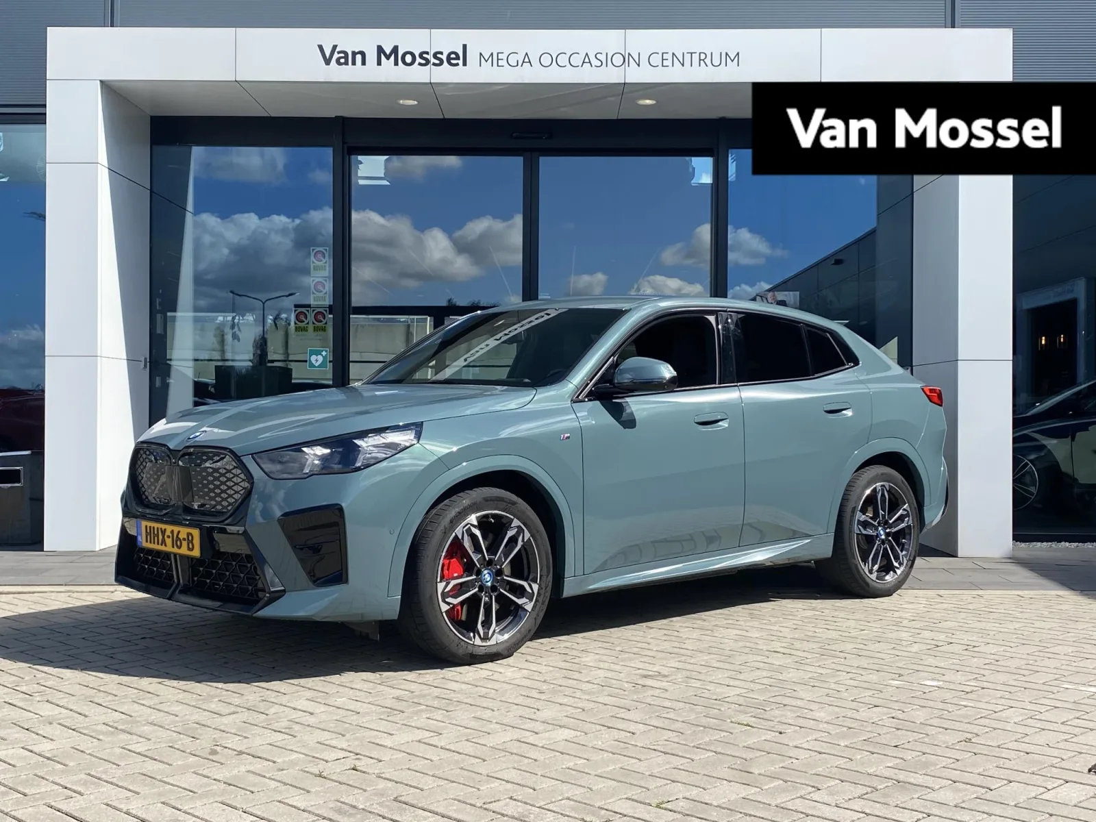 BMW iX2 (2025) — foto 1