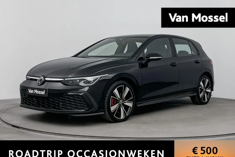 Volkswagen Golf (2023)